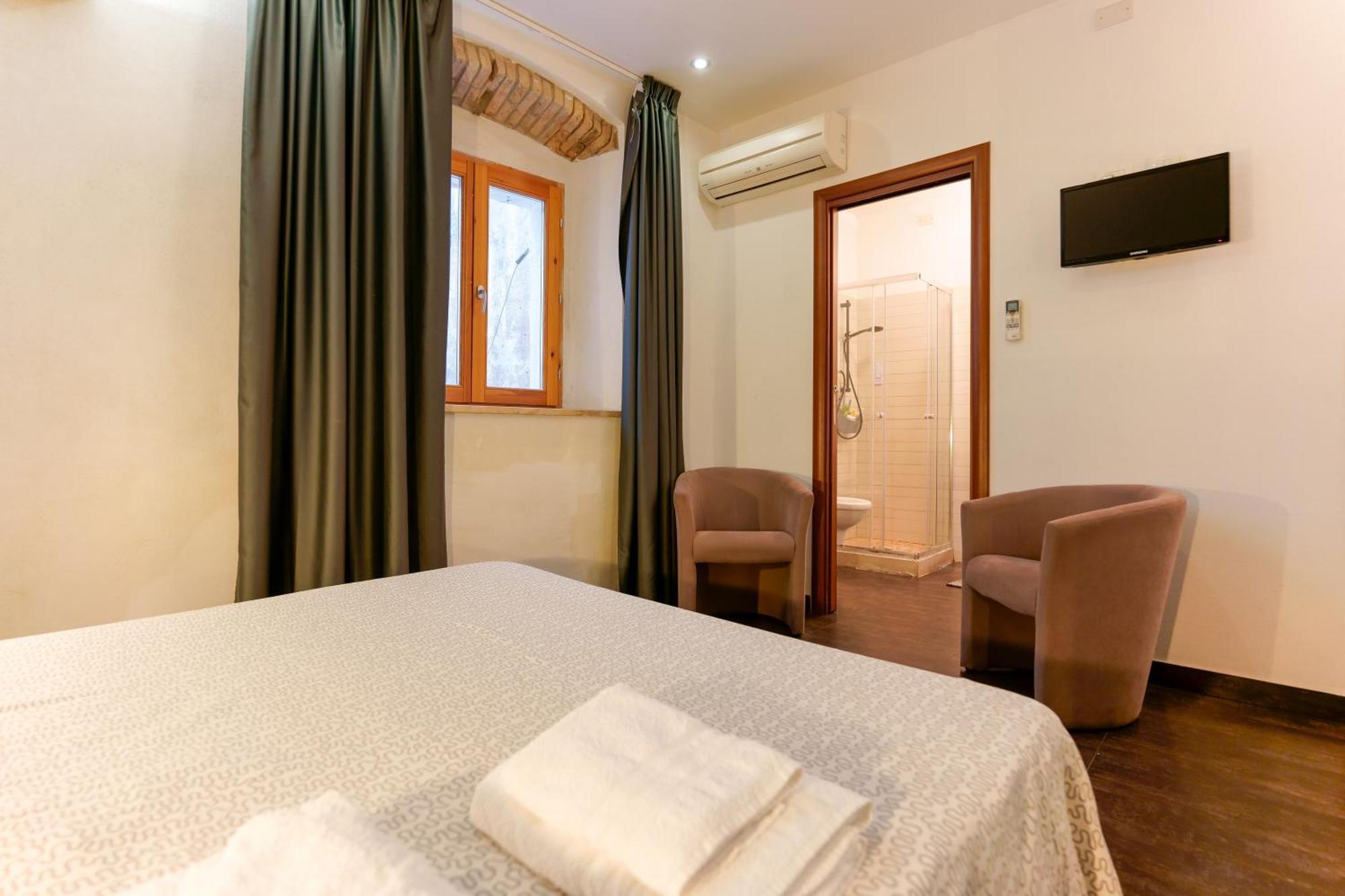 Il Palazz8 Hotel Iglesias Ngoại thất bức ảnh