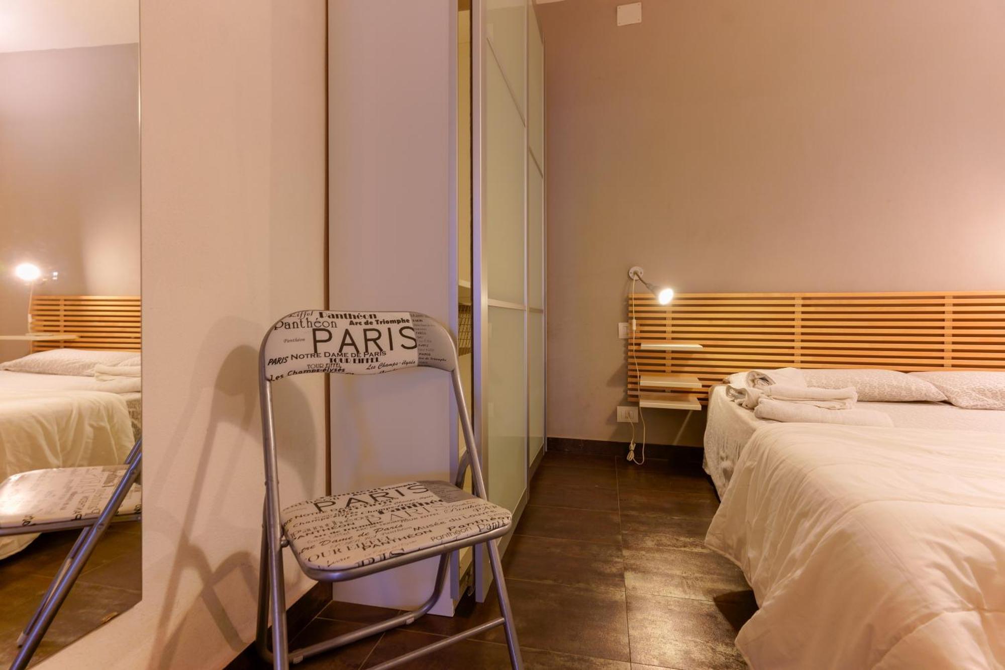 Il Palazz8 Hotel Iglesias Phòng bức ảnh